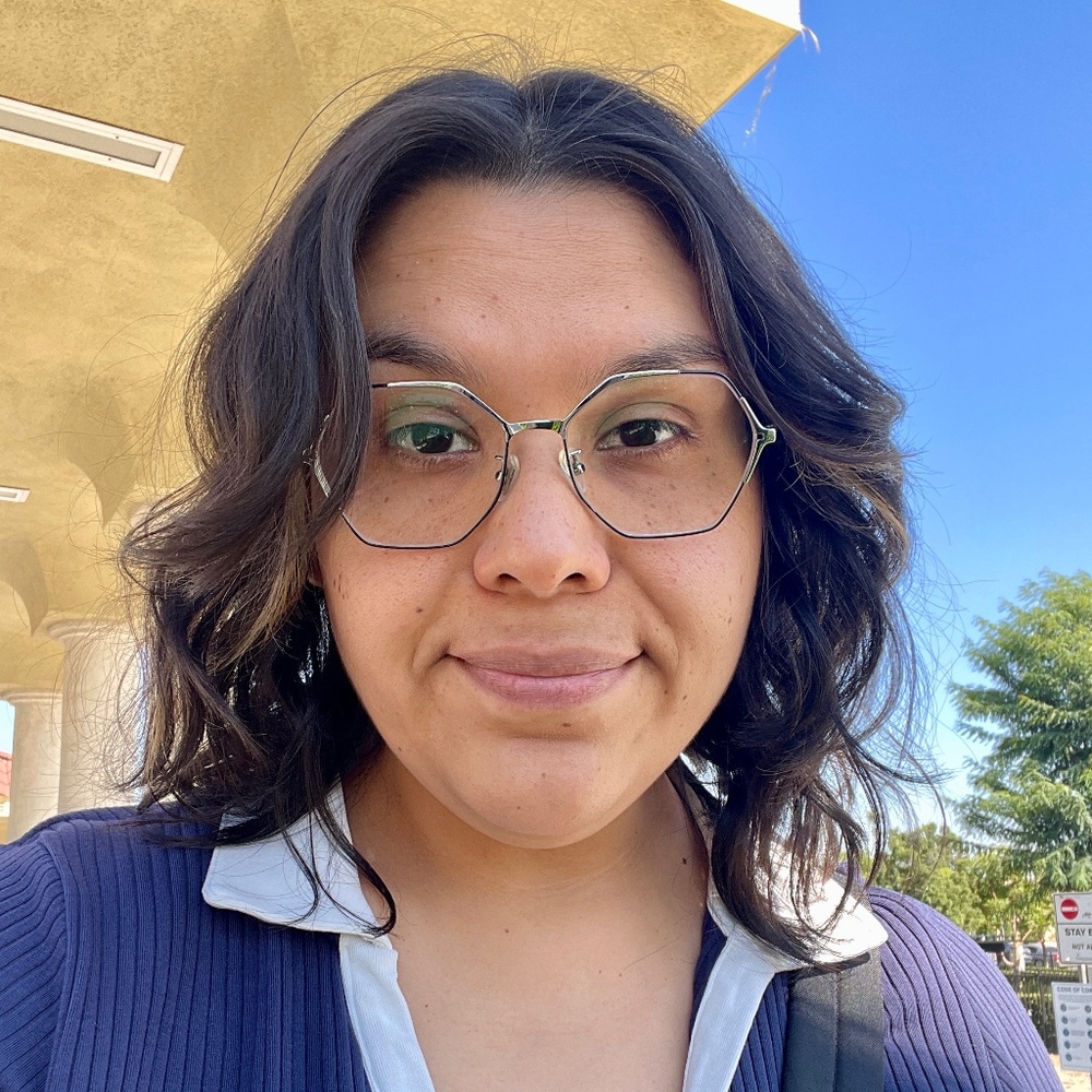 Meet your Posher, Vicky